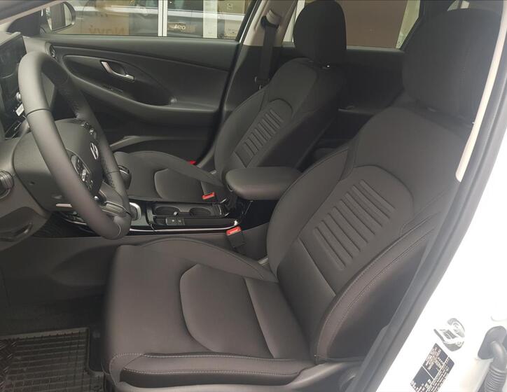 Hyundai i30 6