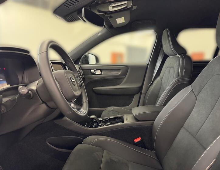 Volvo XC40 7