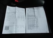 Chrysler Town & Country 29