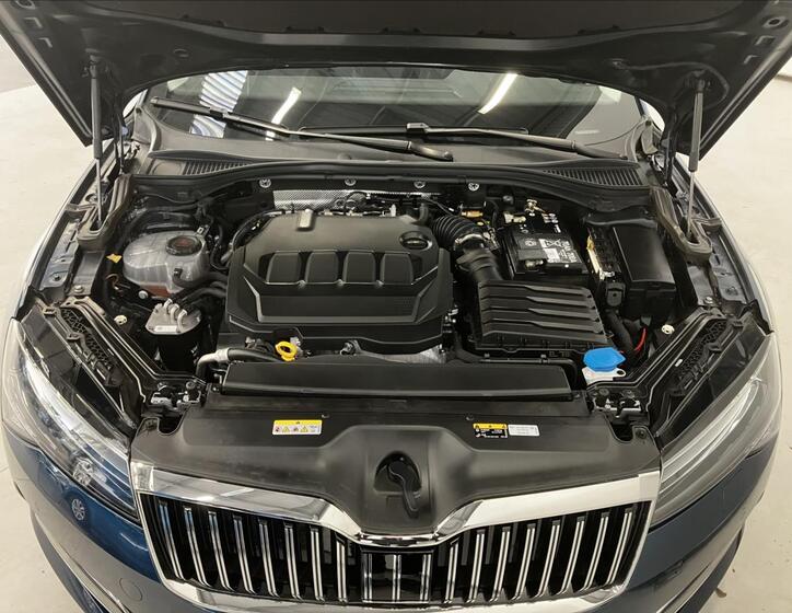 Škoda Superb 32
