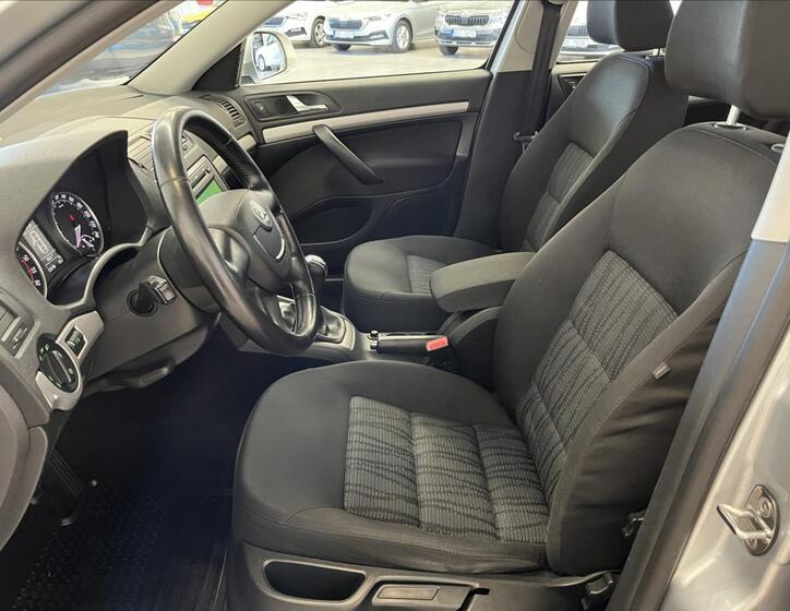 Škoda Octavia 14