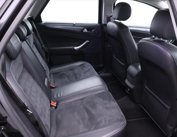 Ford Mondeo 14