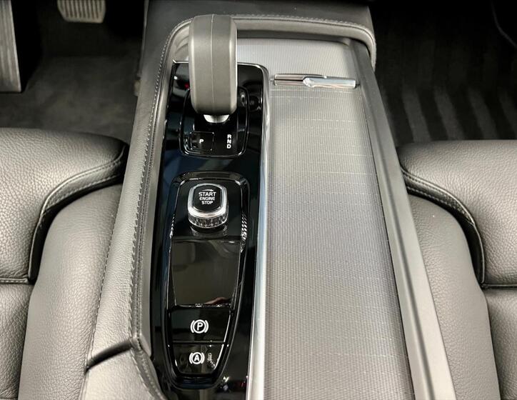 Volvo XC90 21