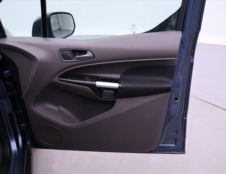 Ford Tourneo Connect 13