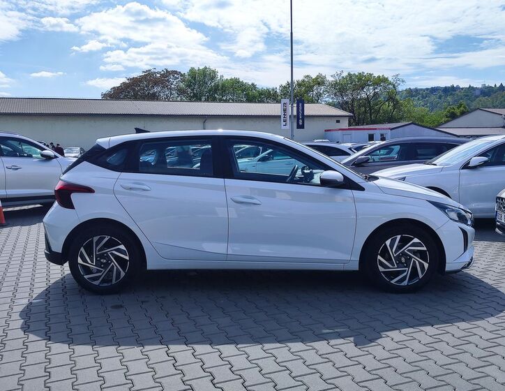 Hyundai i20 4