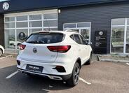 MG ZS 8