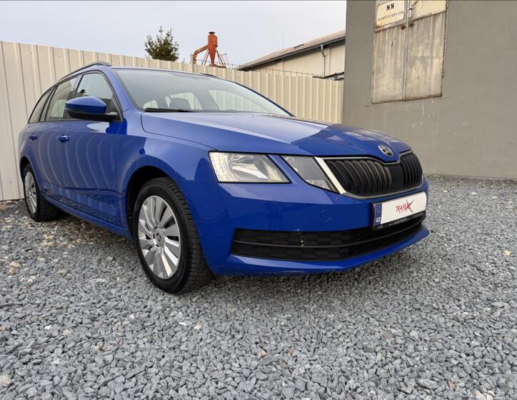 Škoda Octavia 1
