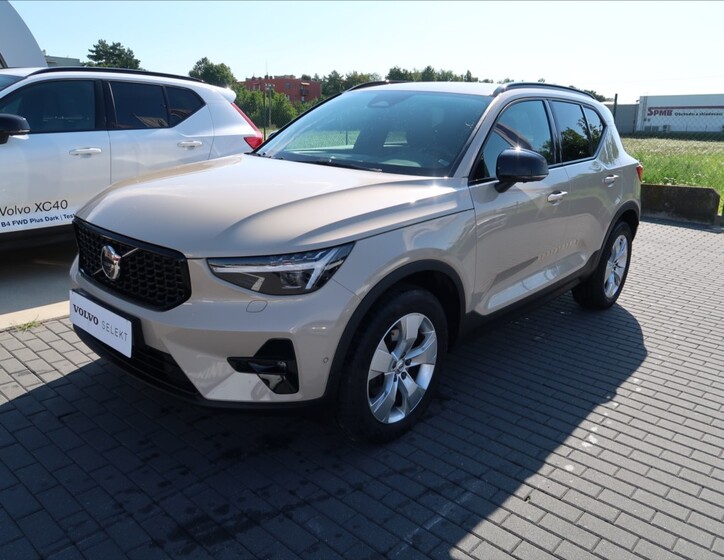 Volvo XC40 1