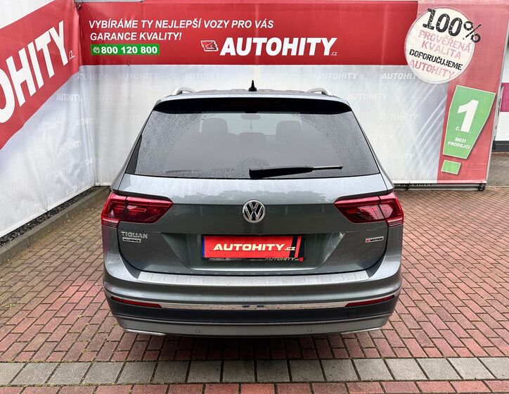 Volkswagen Tiguan 9