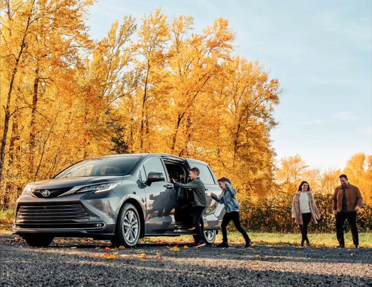 Toyota Sienna 1