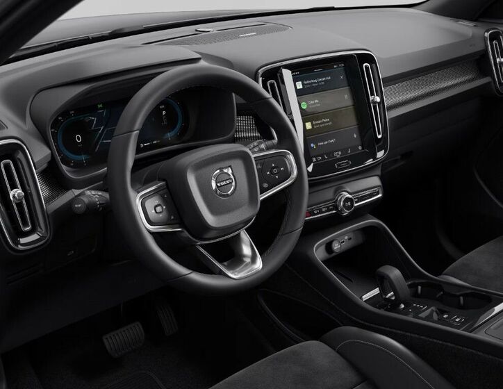 Volvo XC40 8
