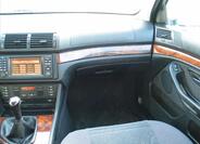 BMW Řada 5 32