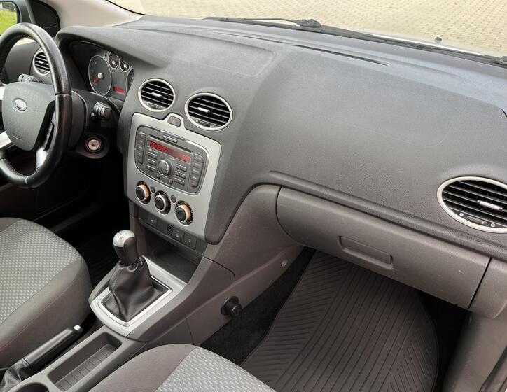 Ford Focus 18