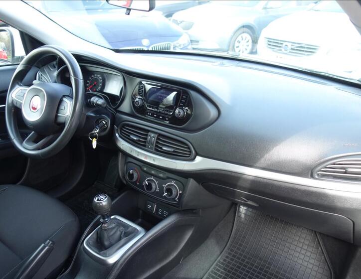 Fiat Tipo 11