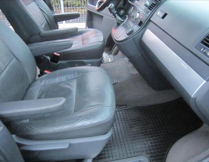 Volkswagen Multivan 24