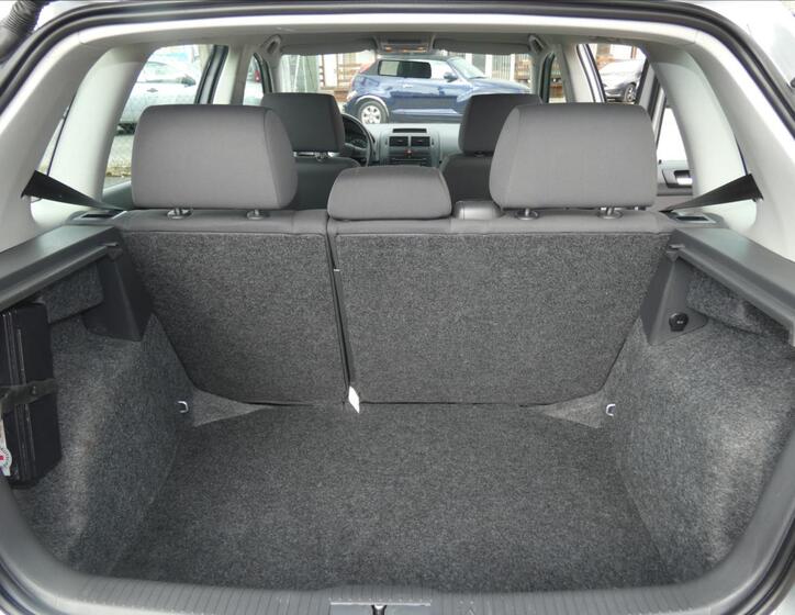 Volkswagen Polo 12