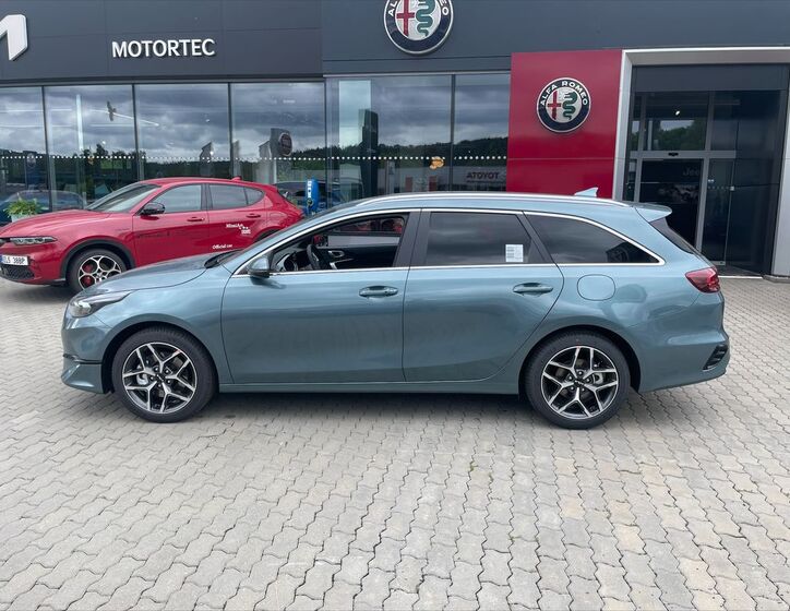 KIA Ceed 4