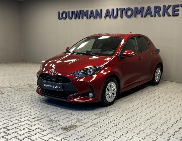 Toyota Yaris 1