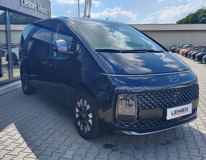 Hyundai Staria 3