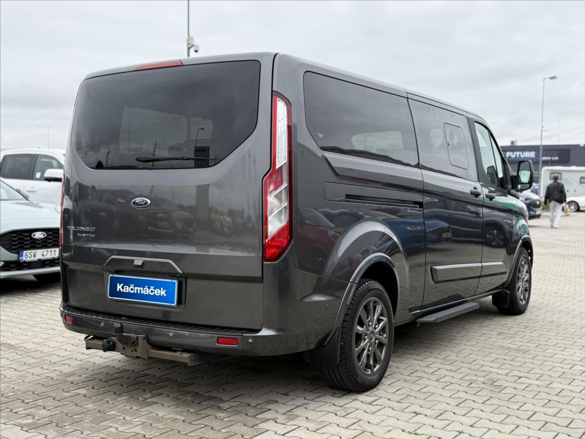Ford Tourneo Custom