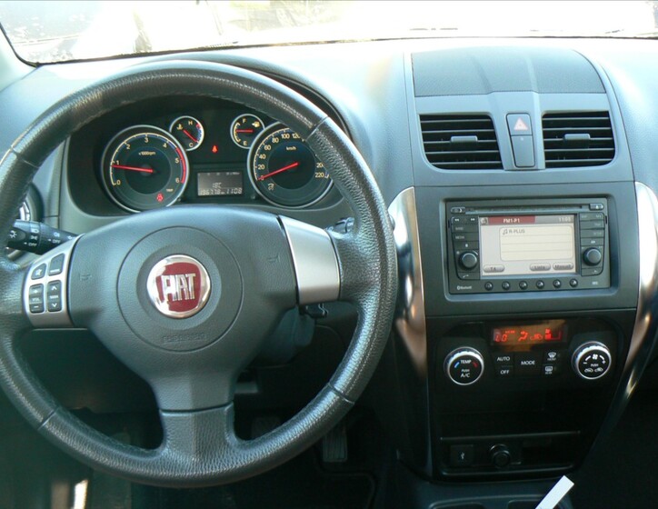 Fiat Sedici 12