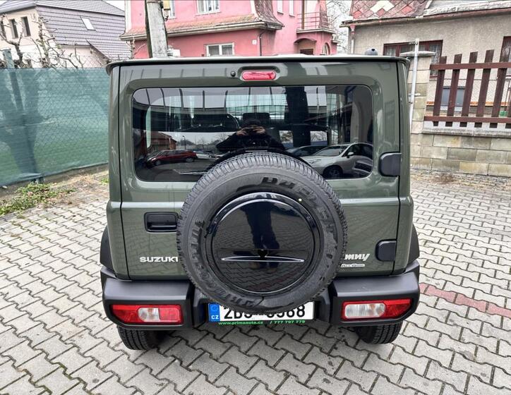 Suzuki Jimny 6