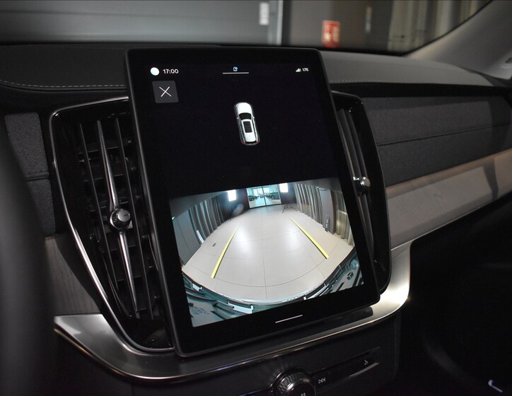 Volvo XC90 35