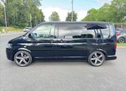 Volkswagen Multivan 2