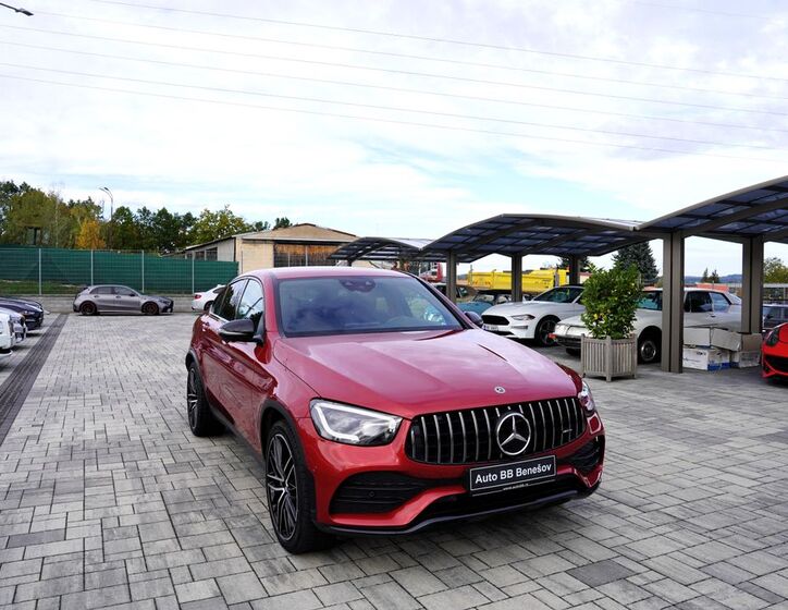 Mercedes-Benz GLC 8