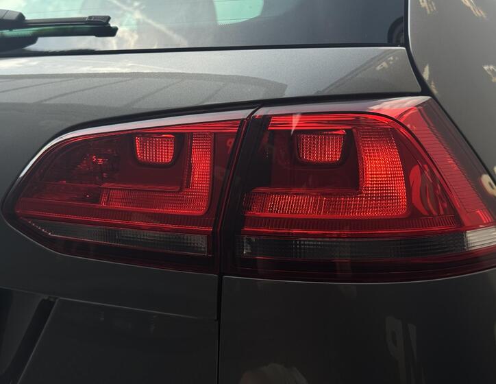 Volkswagen Golf 35