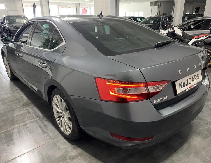 Škoda Superb 4