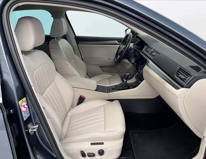 Škoda Superb 21