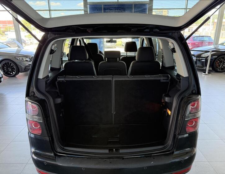 Volkswagen Touran 21