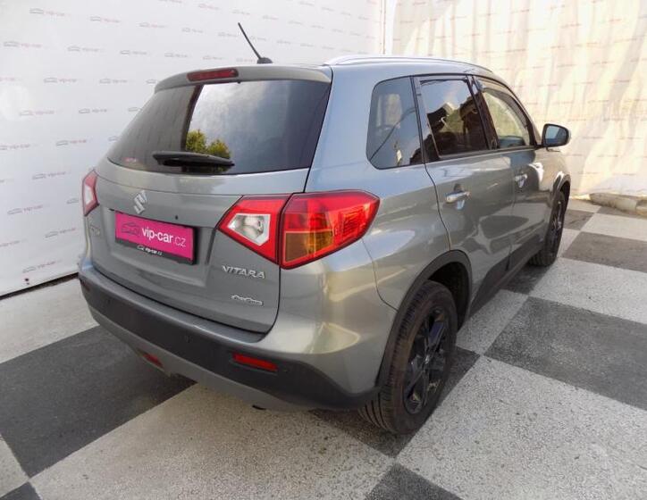 Suzuki Vitara 7