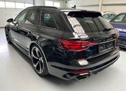 Audi RS4 4