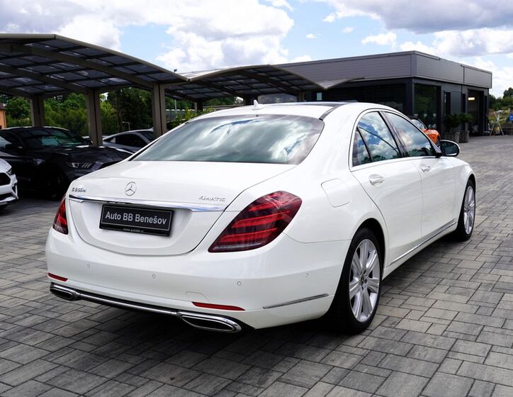 Mercedes-Benz Třídy S 6
