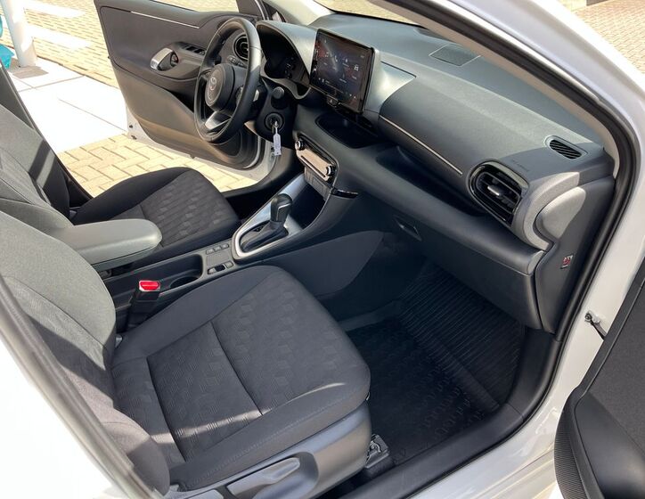 Toyota Yaris 17