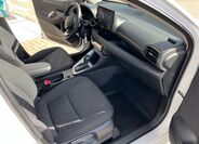 Toyota Yaris 17