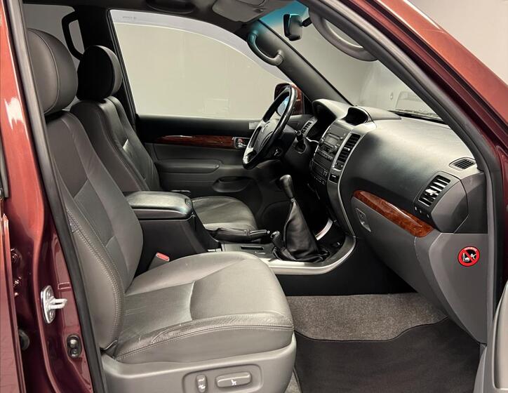 Toyota Land Cruiser 10