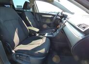 Volkswagen Passat 53