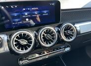 Mercedes-Benz EQB 11
