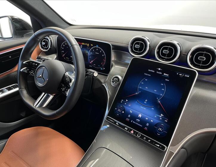 Mercedes-Benz GLC 18