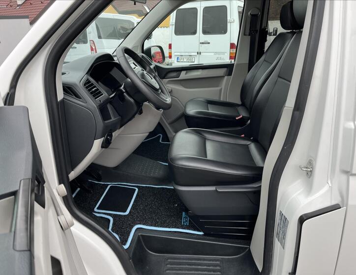 Volkswagen Transporter 17