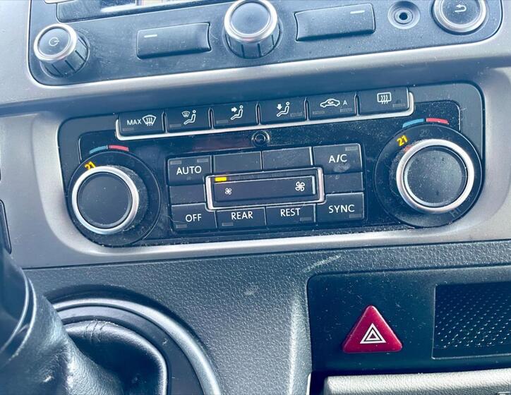 Volkswagen Caravelle 20