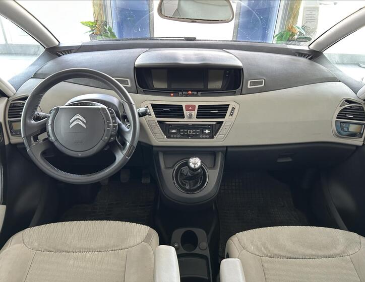 Citroën Grand C4 Picasso 8
