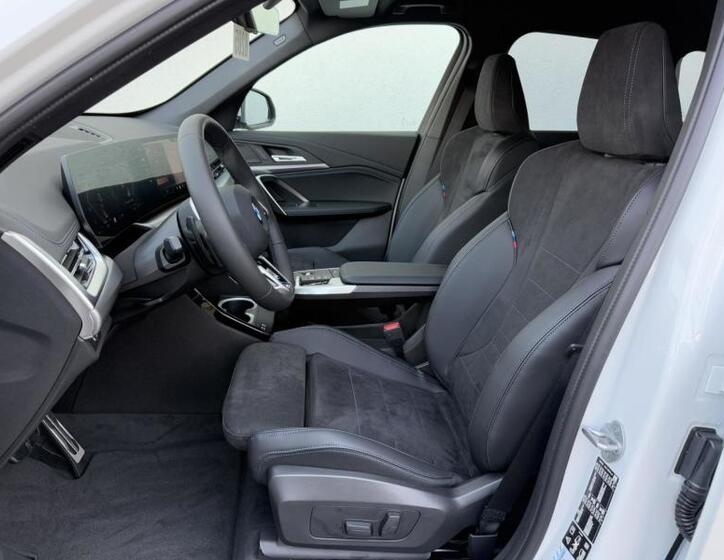 BMW X1 6