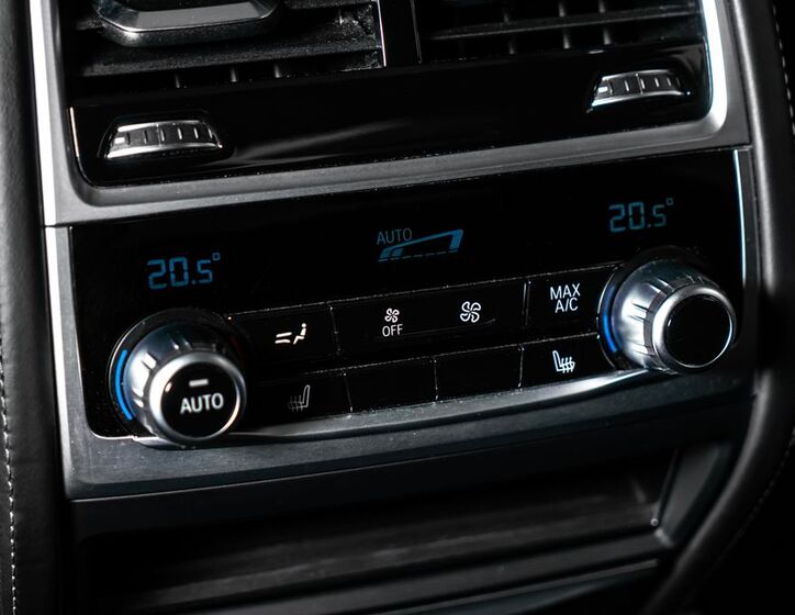 BMW Řada 7 18