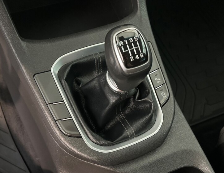 Hyundai i30 16