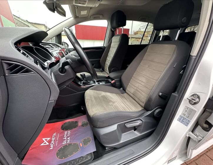 Volkswagen Touran 15