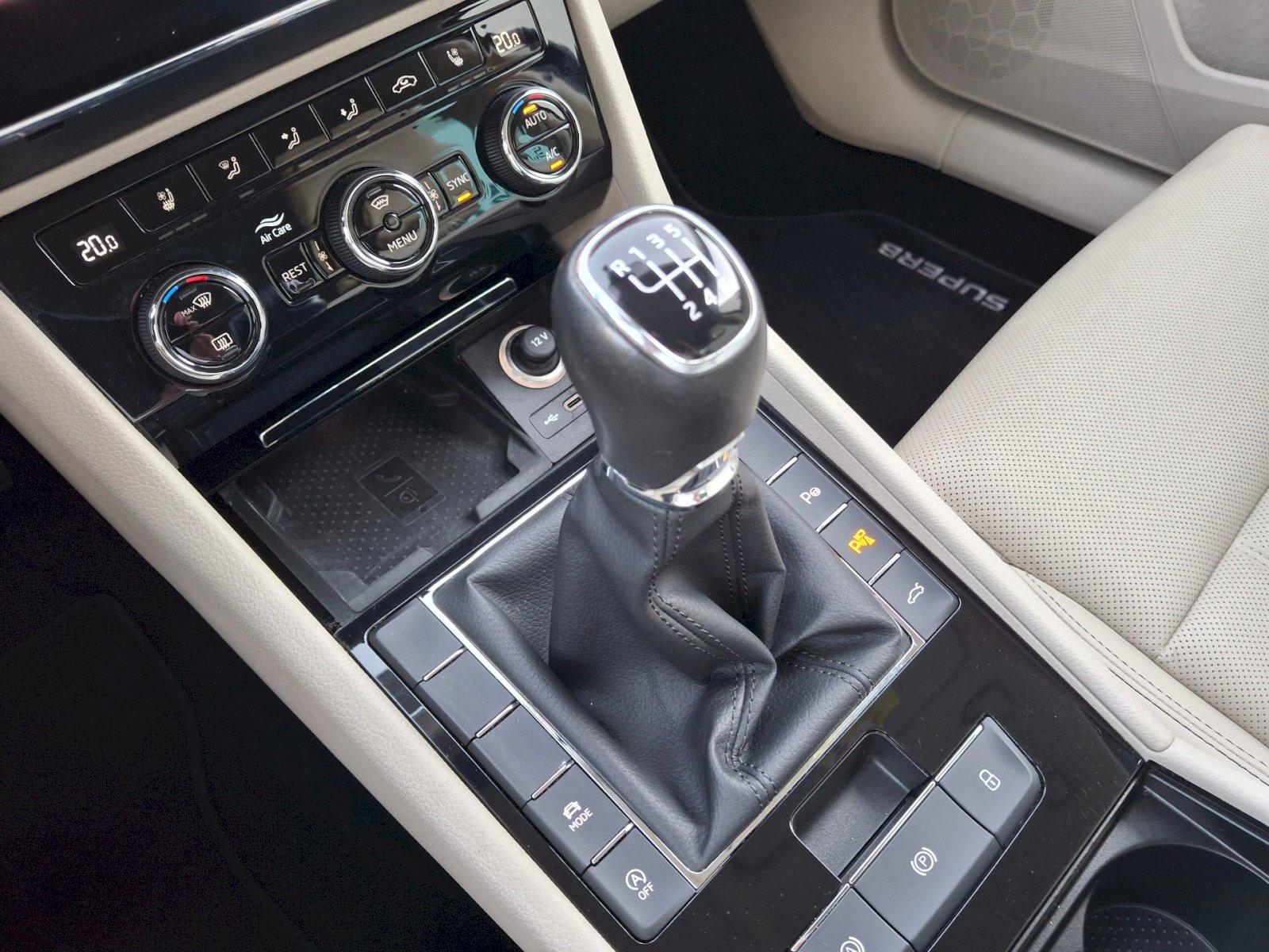 Škoda Superb